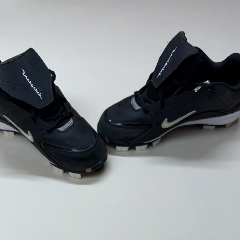 Nike fast pitch baseball cleats